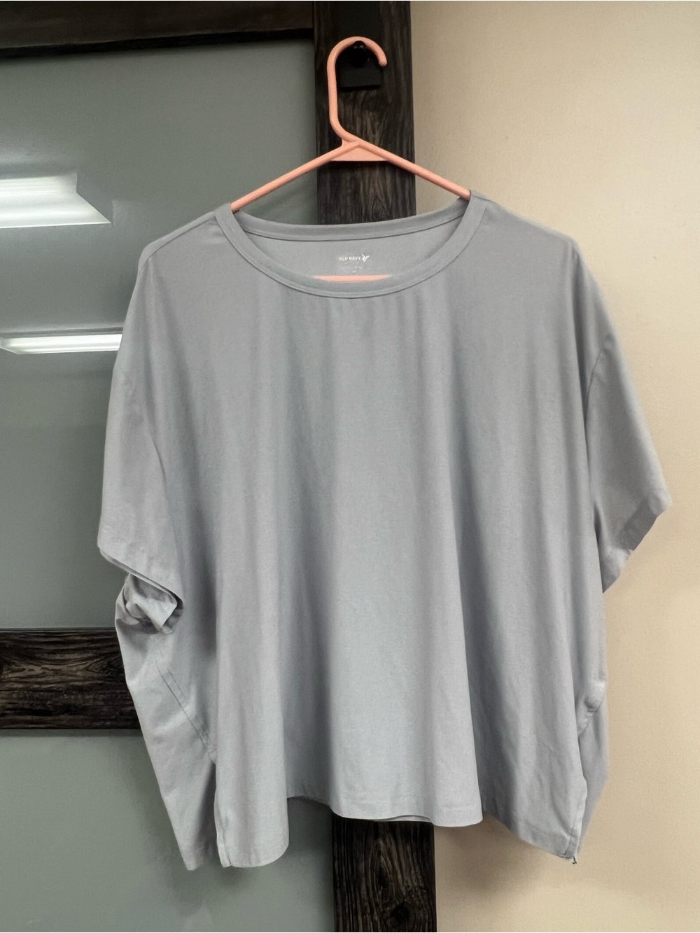 Old Navy Light Gray Short Sleeve Boxy Tee